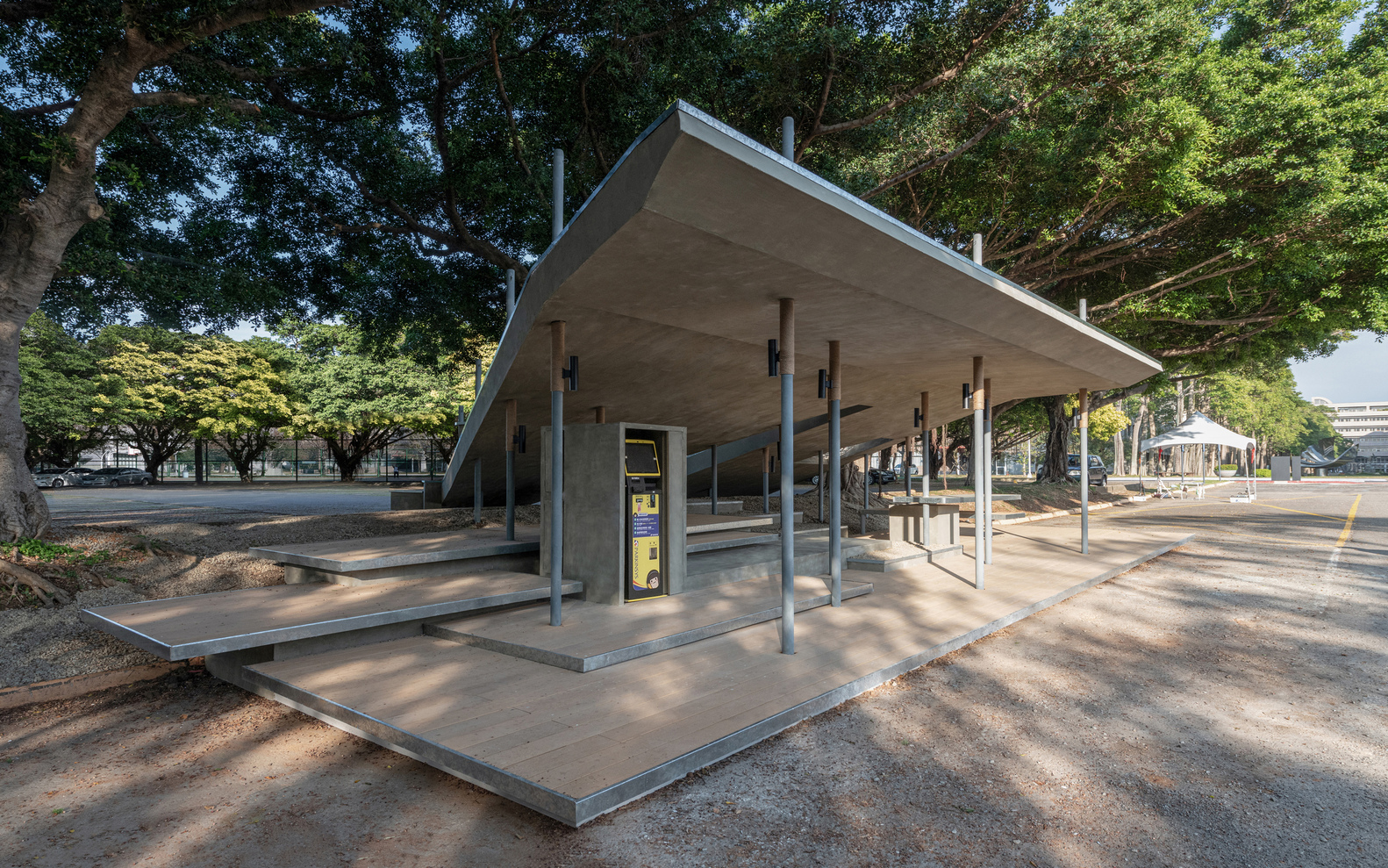 交大公交车站,连接校园与环境的生态设计-11