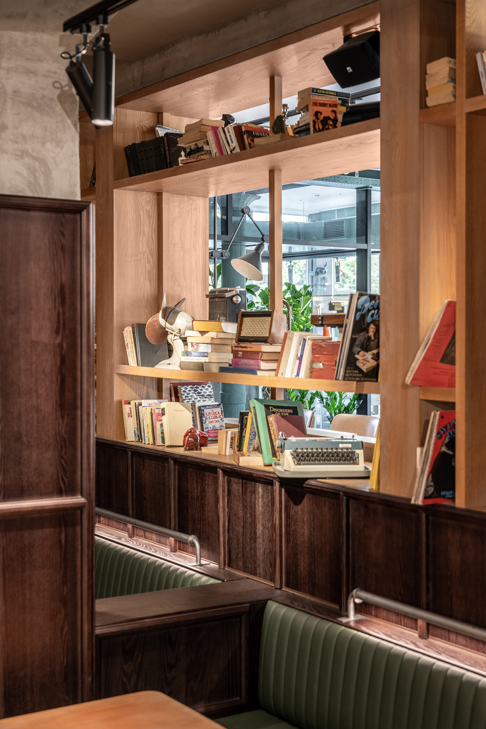 PYVBAR PECHERSK 餐厅设计丨乌克兰基辅丨balbek bureau-92