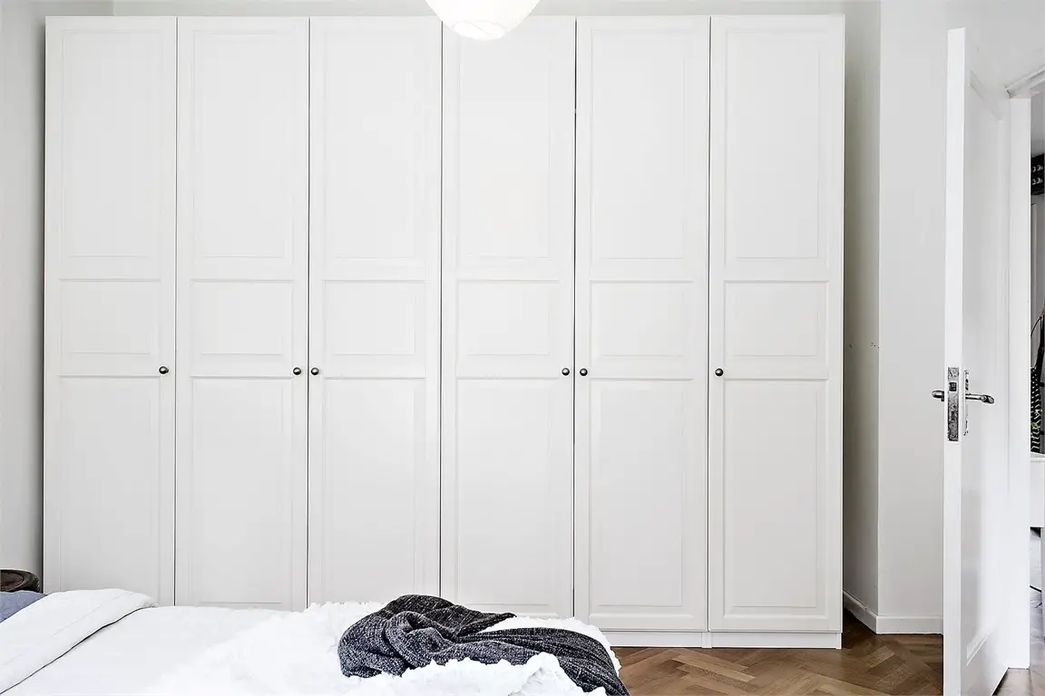 白色公寓的无限空间-11