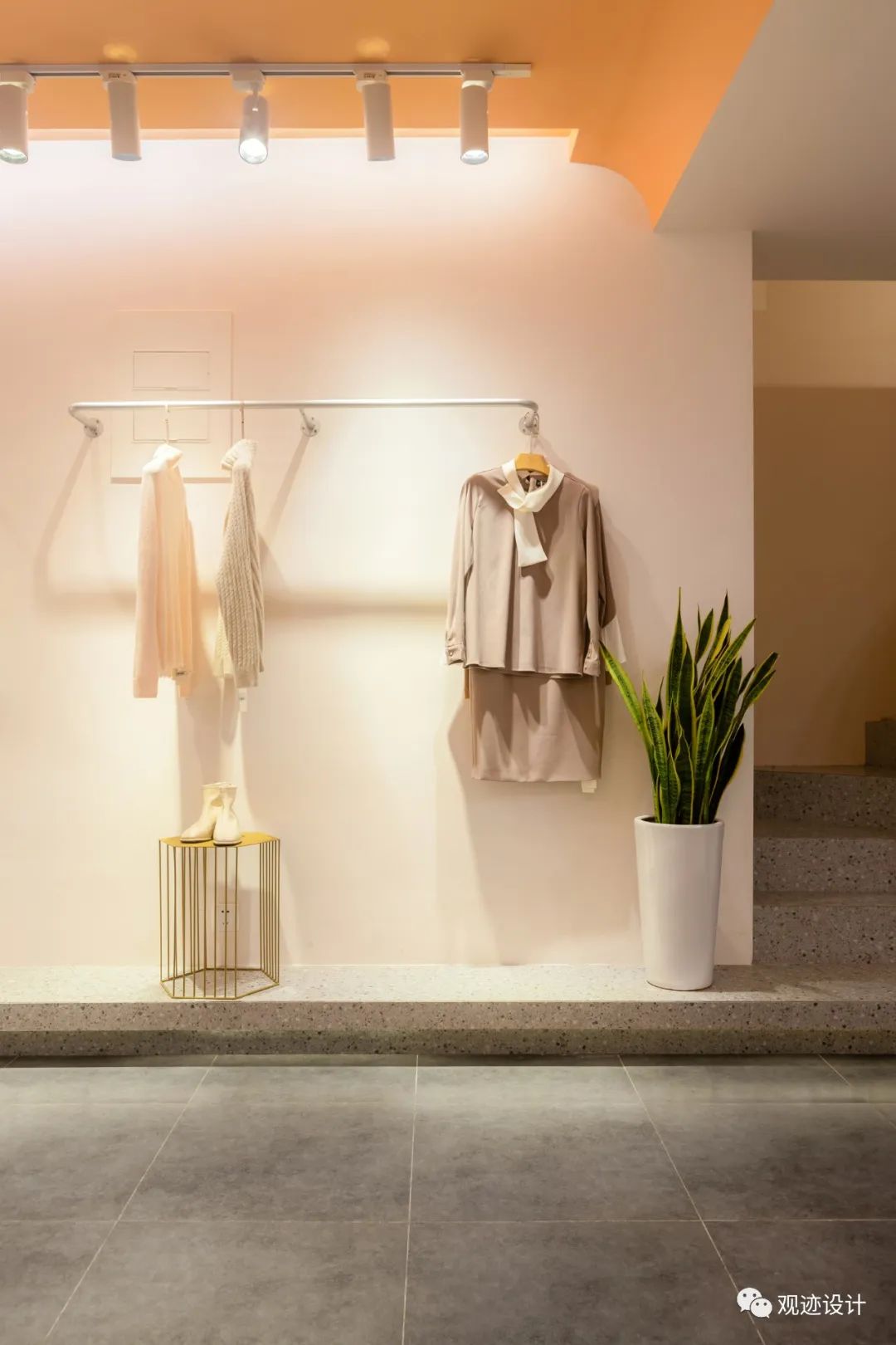 美女设计师打造的女性专属衣橱空间-53