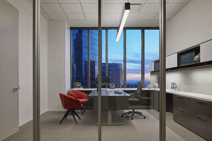 Ni·on Peabody律师事务所洛杉矶办公室-9