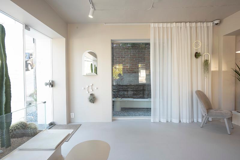 25 坪高级现代咖啡厅设计案例-9