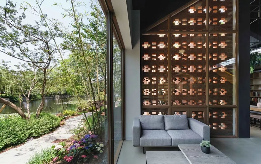 华东师范大学丽娃河化雨斋-36