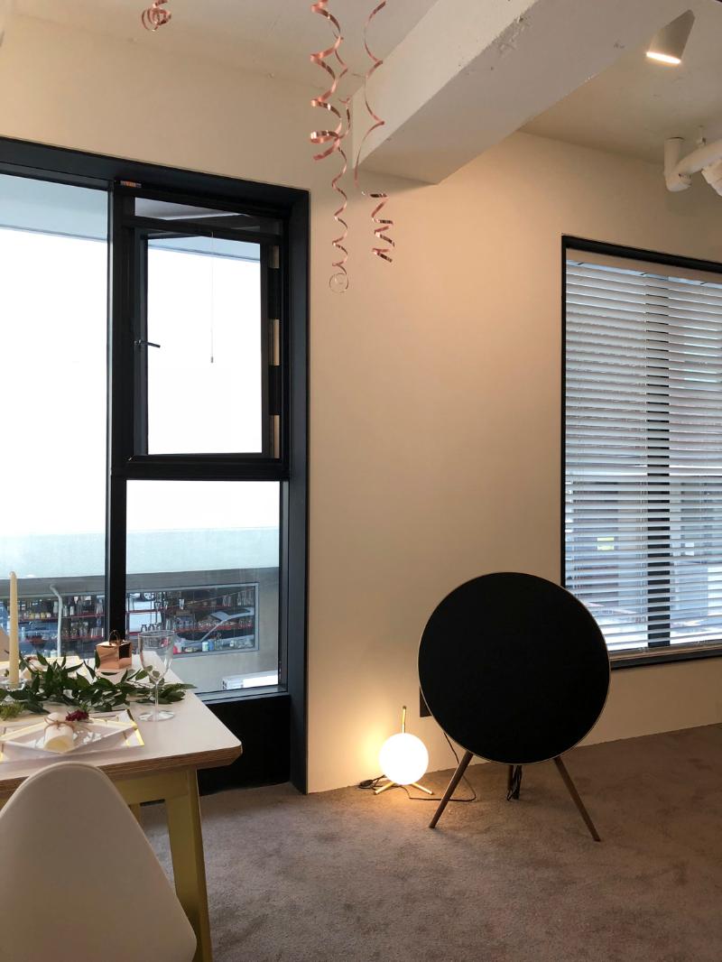 简约现代的 30 平米婚礼策划办公空间-11