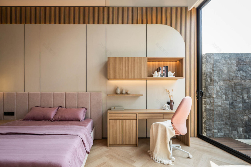 HUMBLE AND HOMEY, RUMAH MEWAH DI PLONGKOWATI - Asrinesia-38