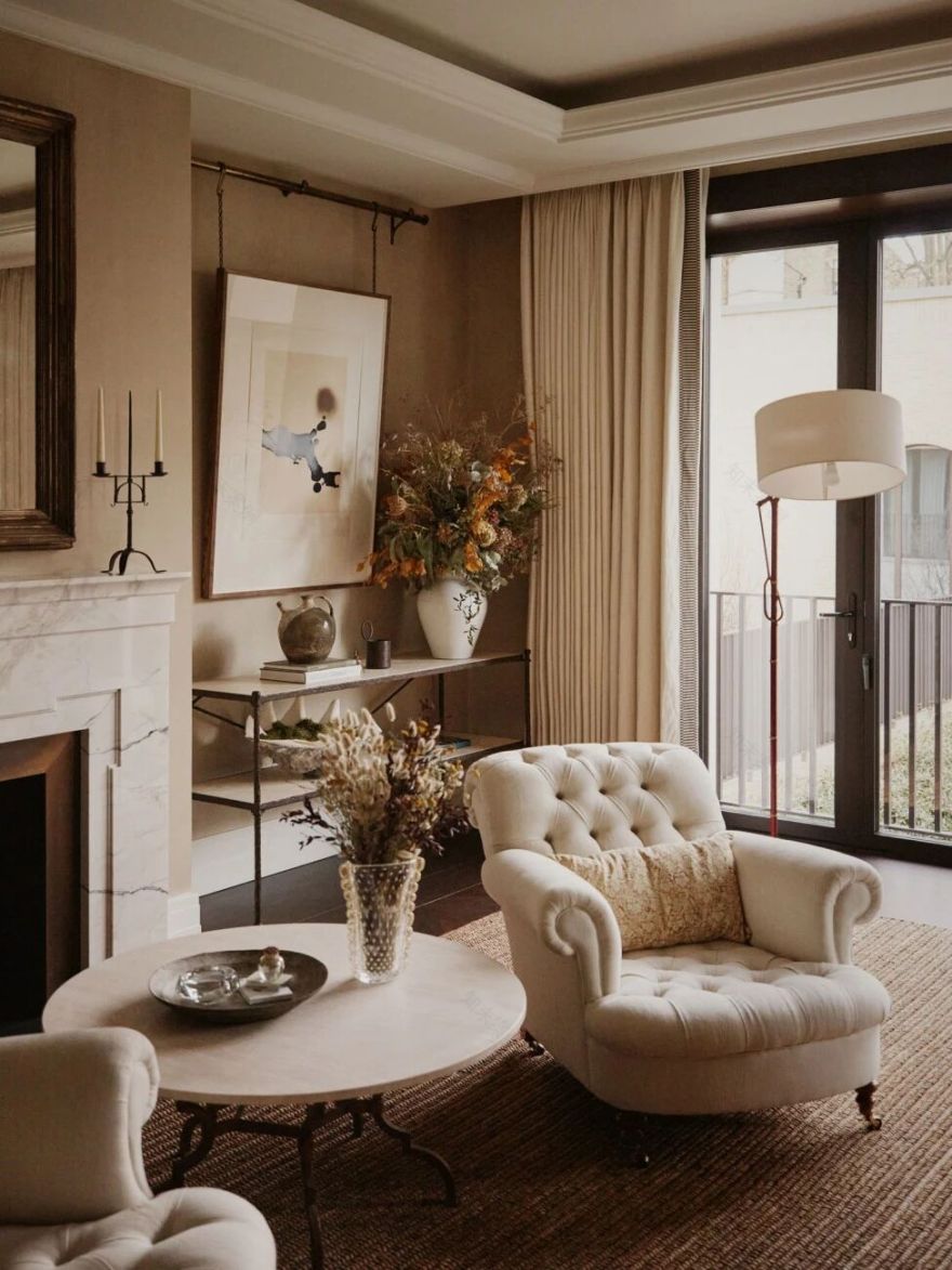 不列颠探险家号列车内部设计丨英国威尔士丨Albion Nord,合作艺术家有Luke Edward Hall等-70