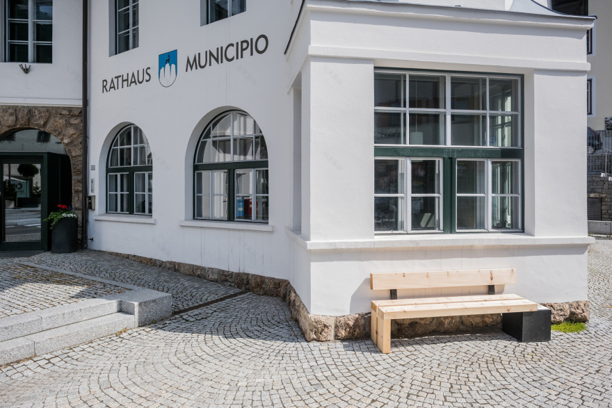 穿越时空的登山传奇 | 150 年 Dolomites 峰顶书安装艺术-13