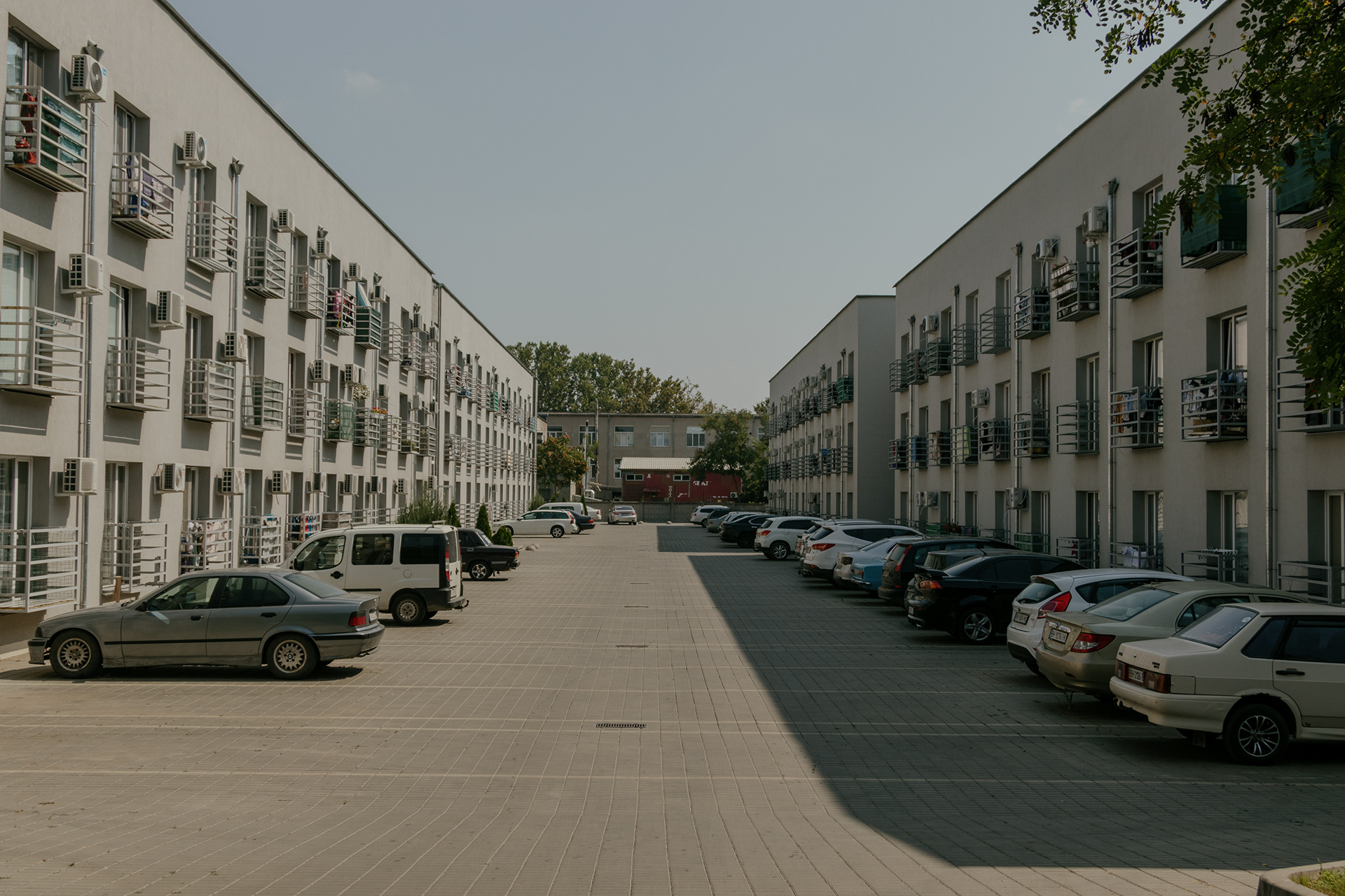 "Golden Pillars" Residential Complex-19