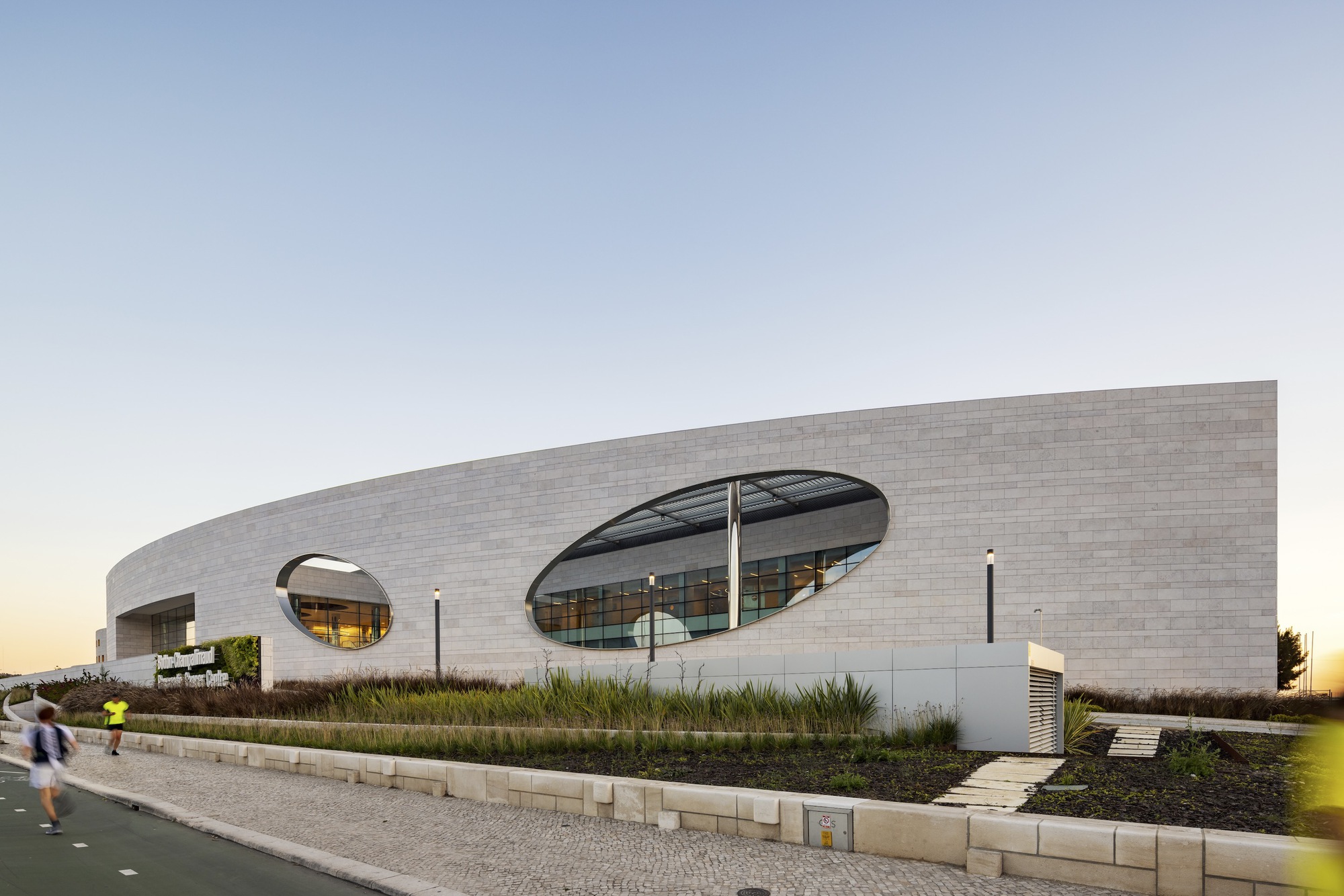Botton Champalimaud Pancreatic Cancer Centre / Sachin Agshikar-31