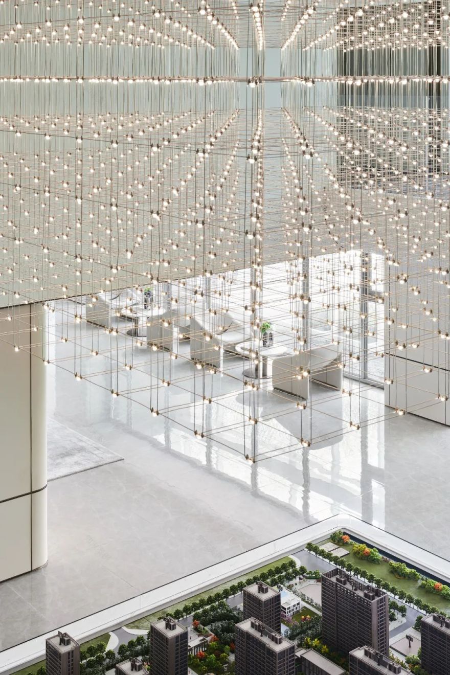 壹亮马营销中心 | 现代艺术与水韵之境-33