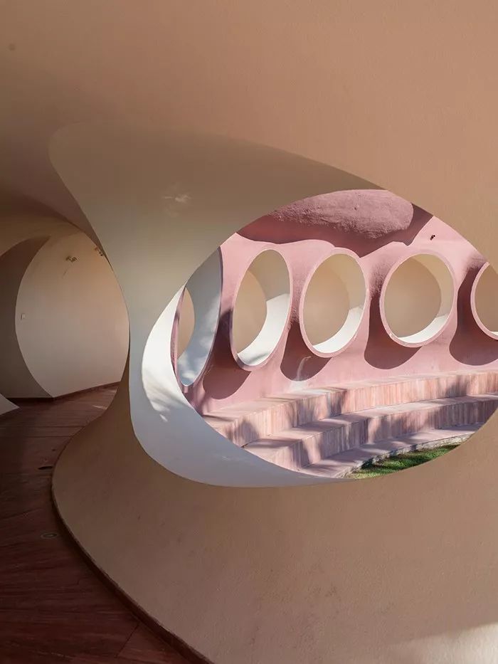 法国泡泡屋酒店,梦幻曲线之美-13