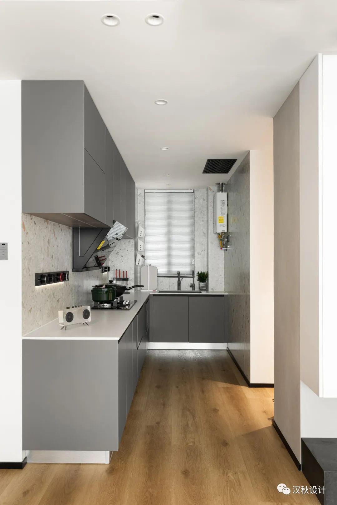 景粼天著丨中国常州丨尤腾飞-12