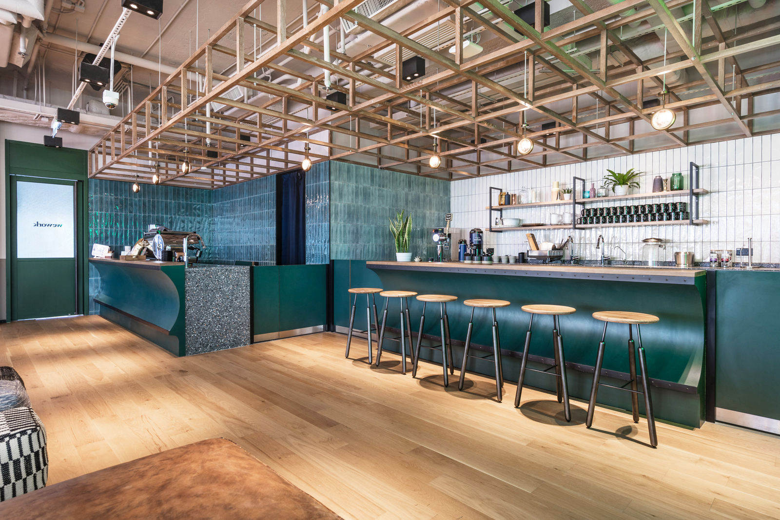 WeWork香港联合办公空间设计-23