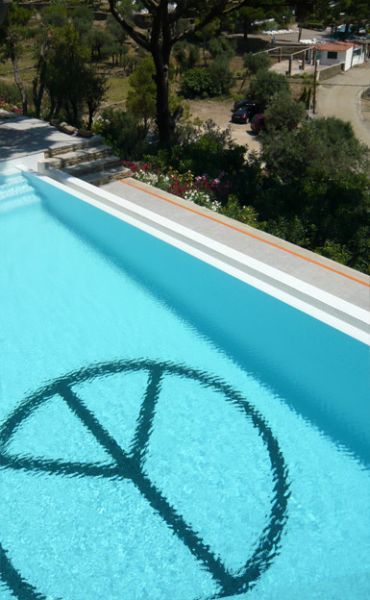 567C  独立单户住宅外部带泳池及更衣室改造丨西班牙赫罗纳丨AMOROS ARQUITECTES-10