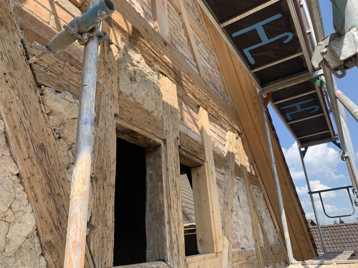 Sanierung eines denkmalgeschützten Wohngebäudes - buerohauser-56