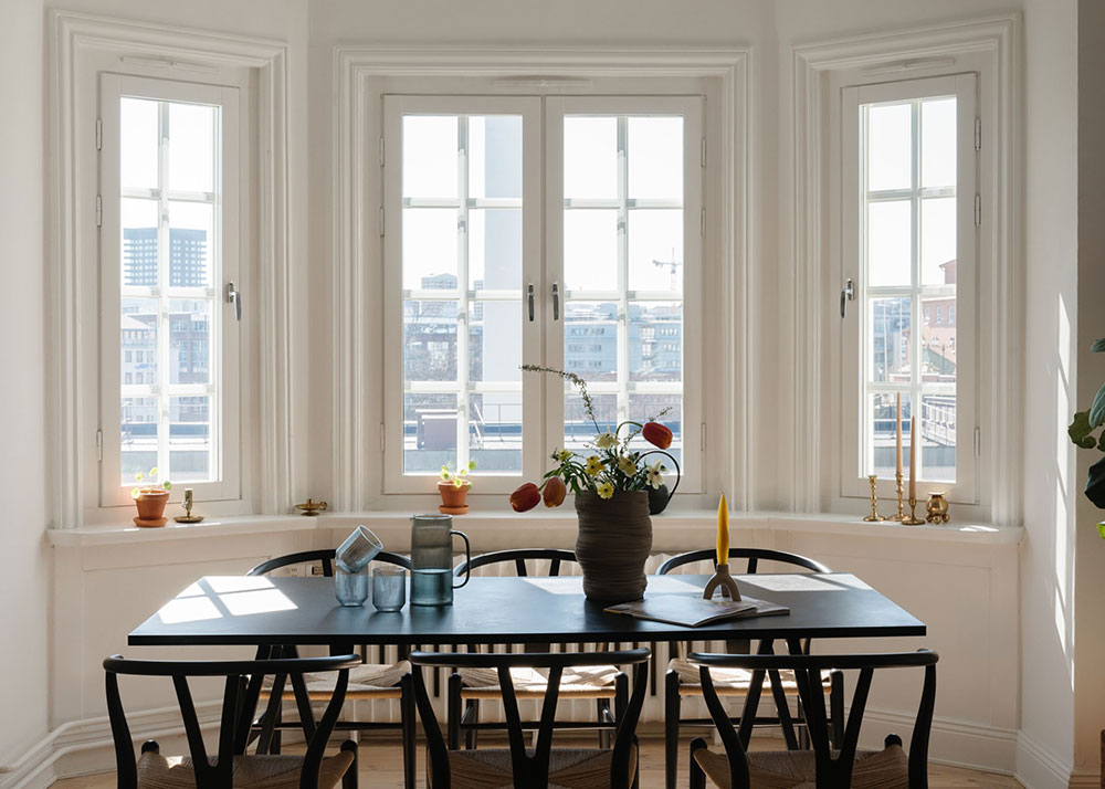 北欧风格瑞典公寓,温馨明亮的湾窗设计-6