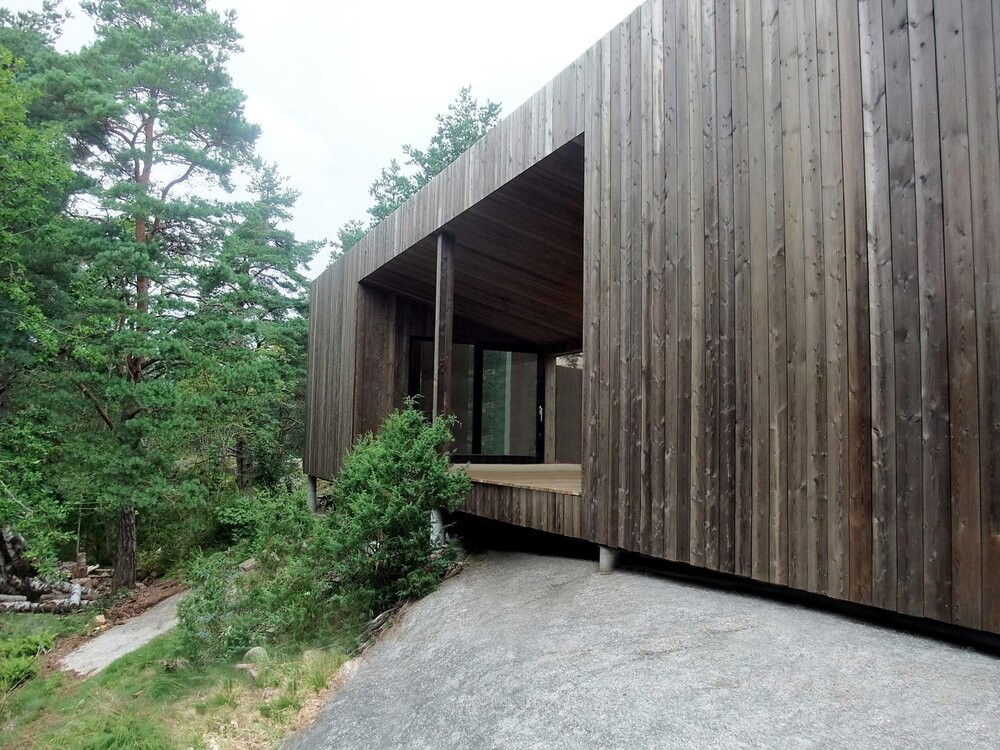 Square House with a Void  Reiulf Ramstad Arkitekter-9