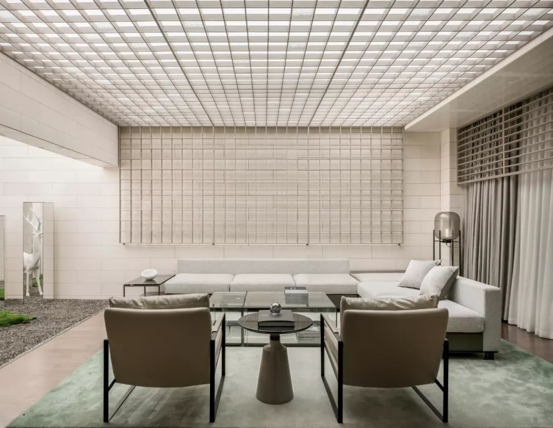 结构是光线的创造者，武汉和光晨樾销售中心  地点空间设计-68