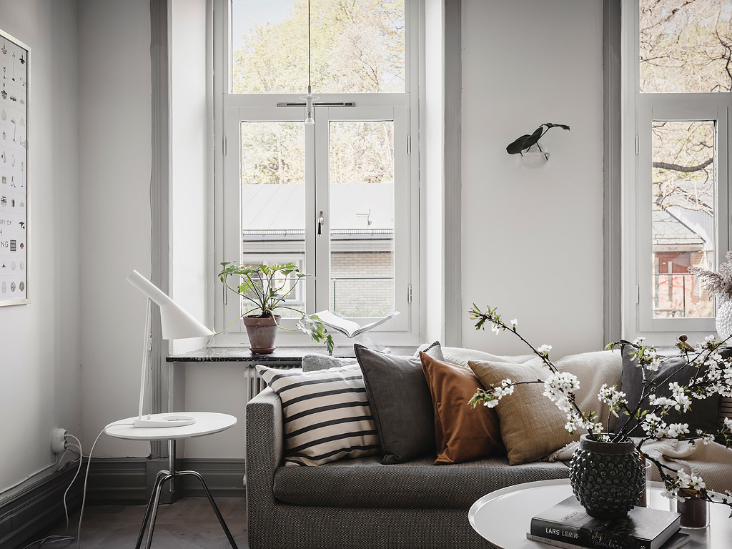 瑞典明亮通风公寓，极简北欧风诠释空间故事-8