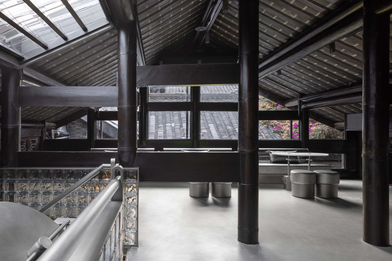 成都好利来 1992 概念店丨中国成都丨一些思考空间设计研究室-22