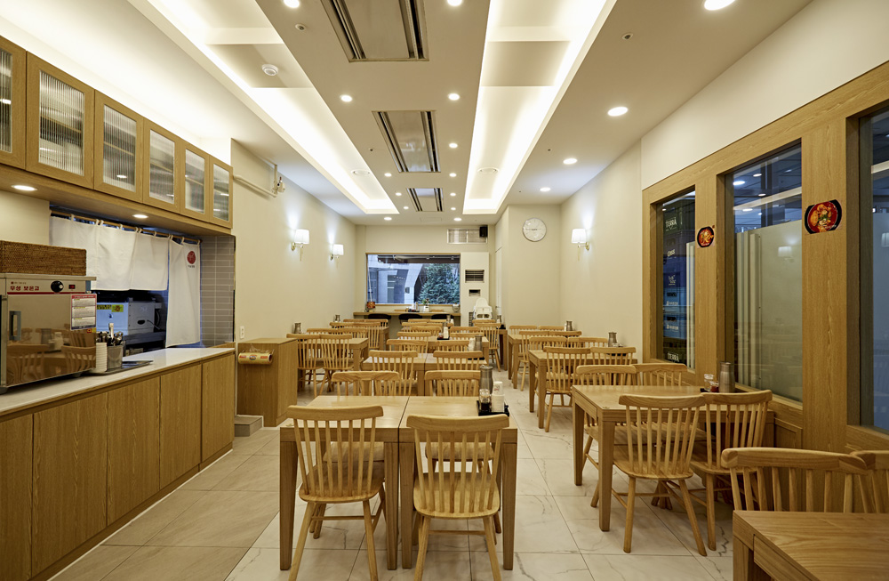 极简白橡木，17 平米小空间的大设计-7