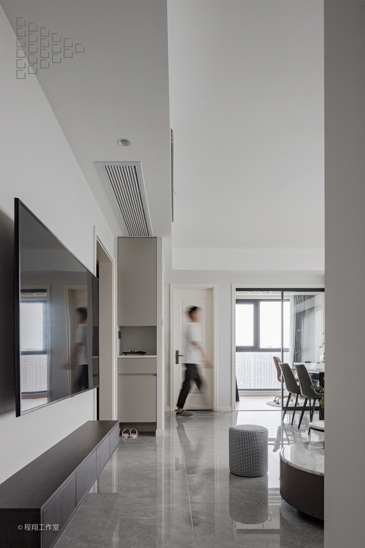 上海现代轻奢平层设计丨中国上海丨恒彩-17