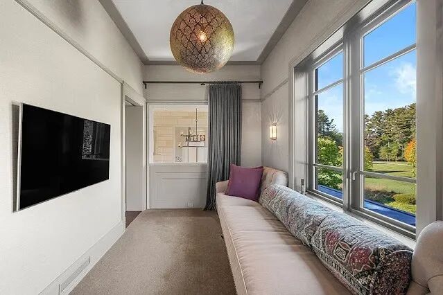 马萨诸塞州韦斯顿：藏在自然里的赖特式艺术豪宅-26