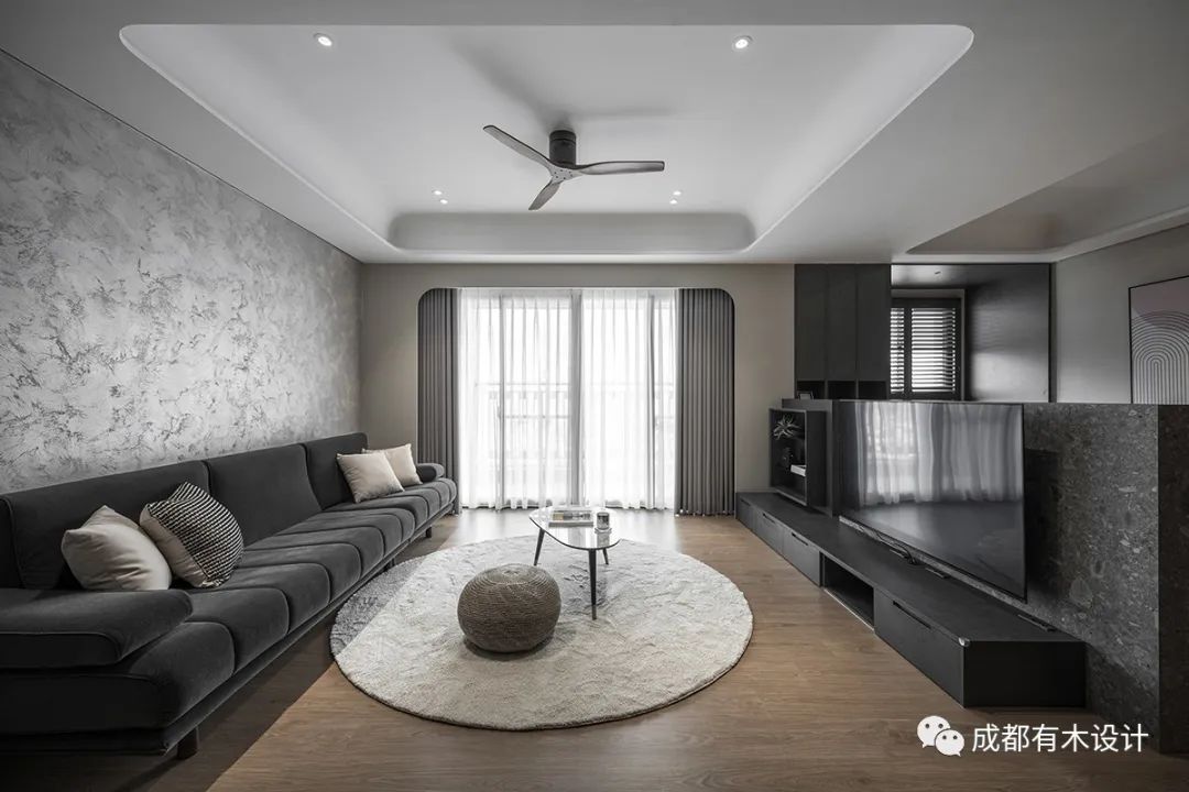 现代医疗从业者的静谧之家-3