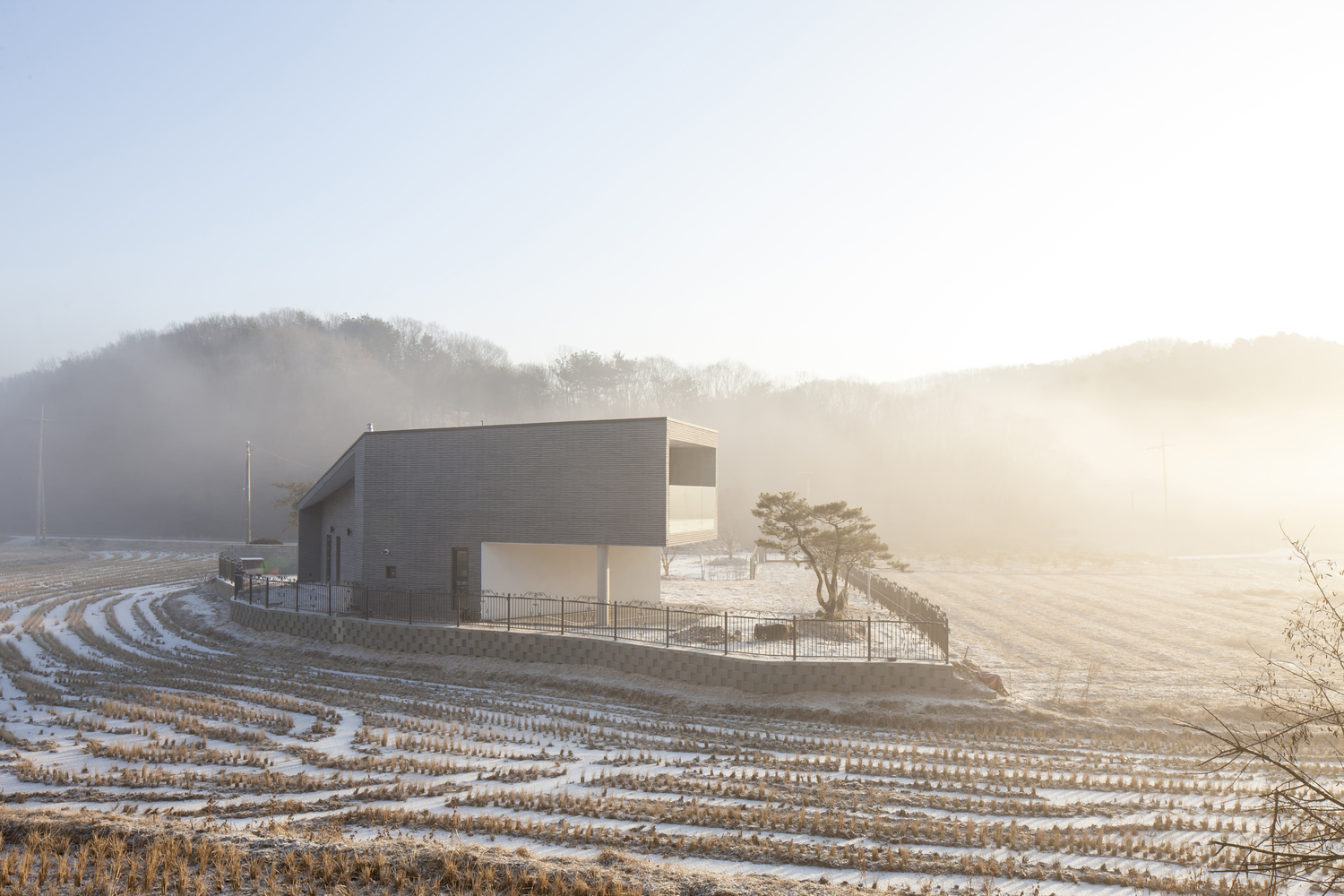 宁静乡村的周末之家-22