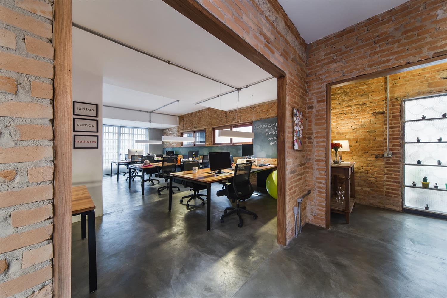 巴西经济环保办公室设计-7