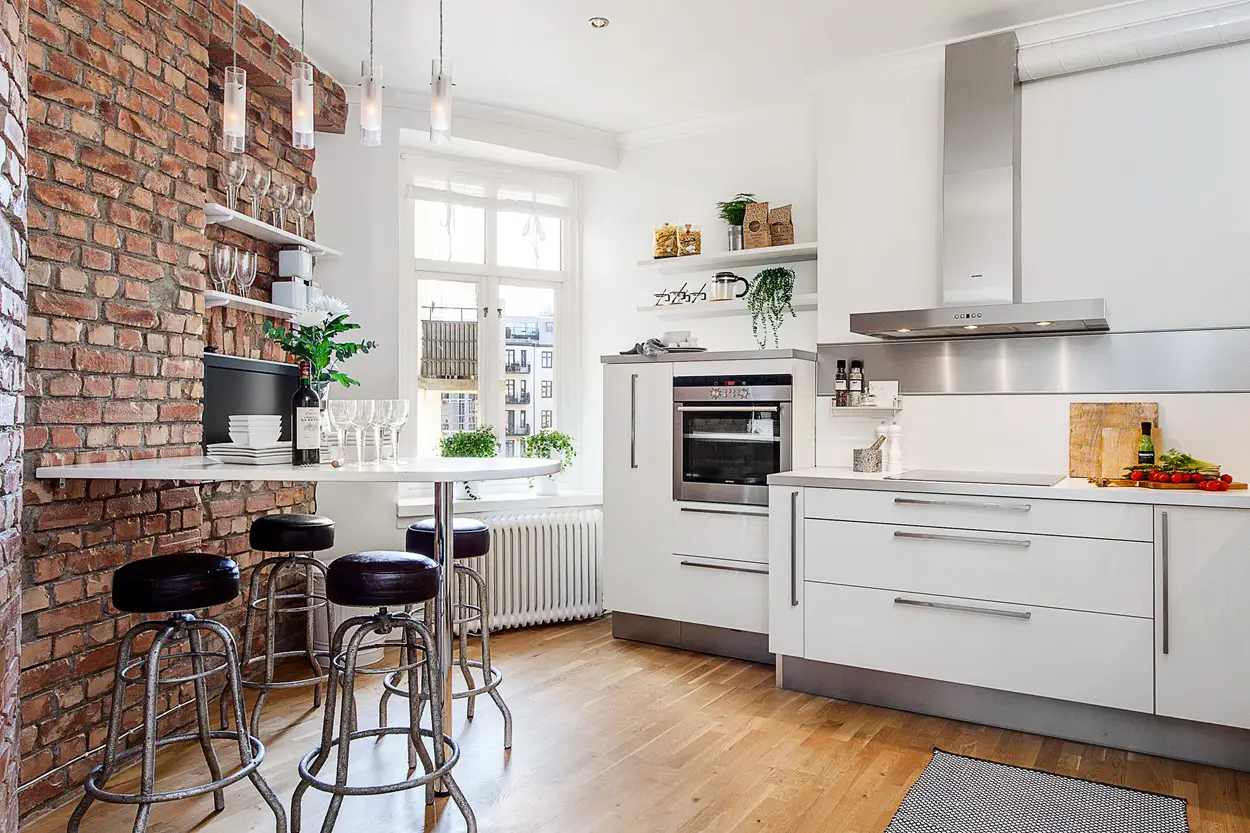 古典之韵 | 1903 年的铁艺阳台公寓-10