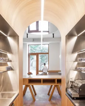 面包店丨 Sadovsky & Architects
