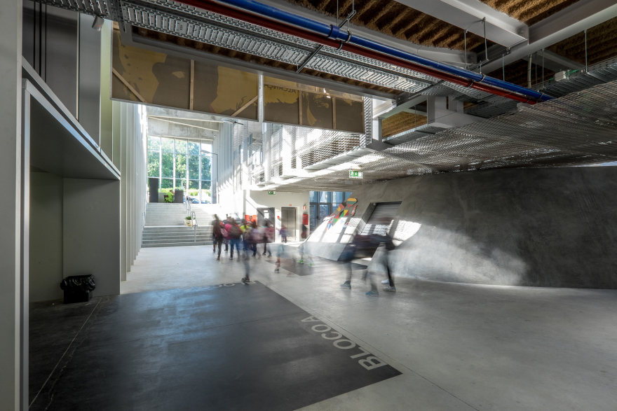 Barcelos High School / Cerejeira Fontes Architects-27