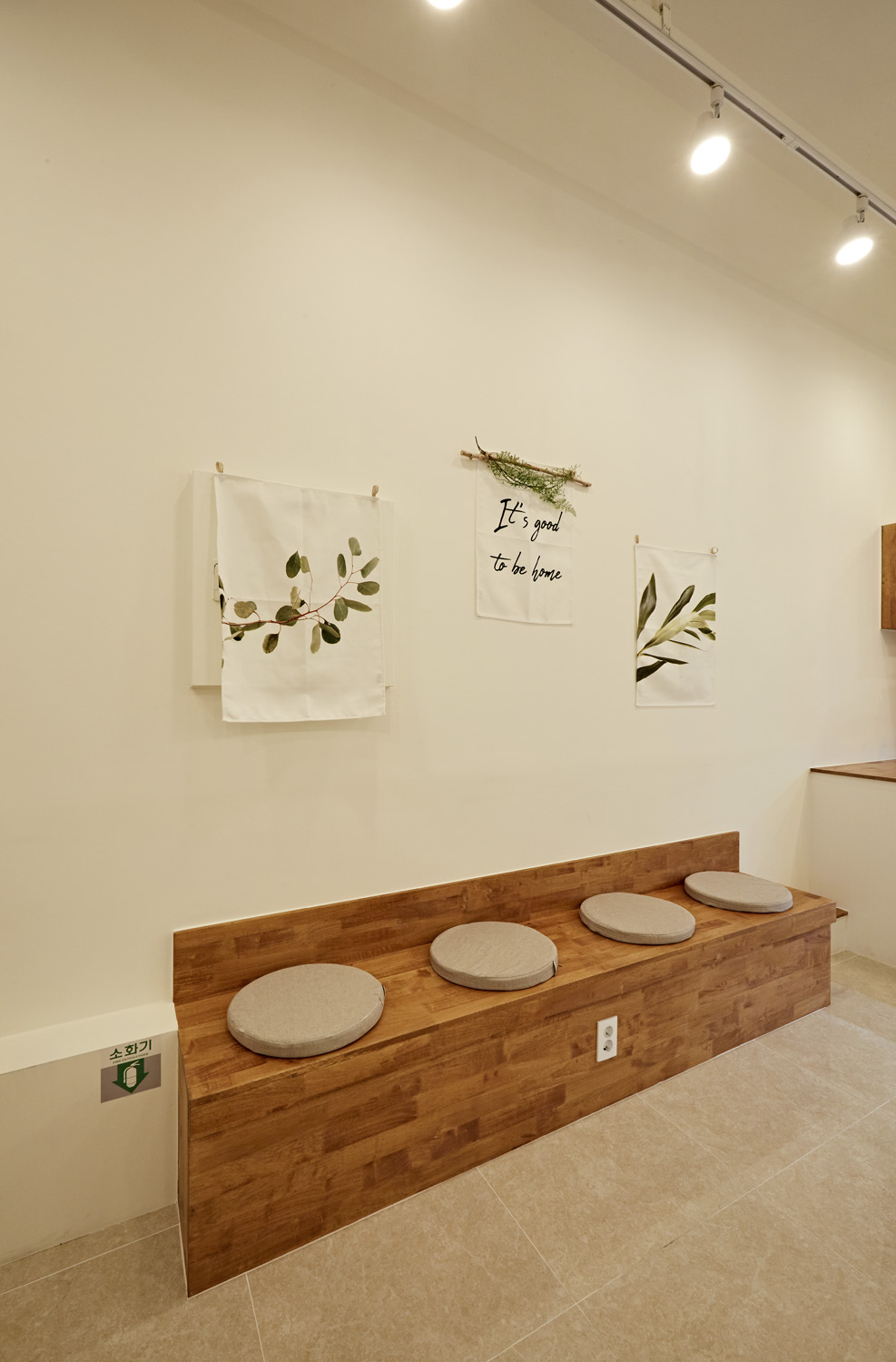 14 坪现代风家居蛋糕店，打造温馨甜美空间-8