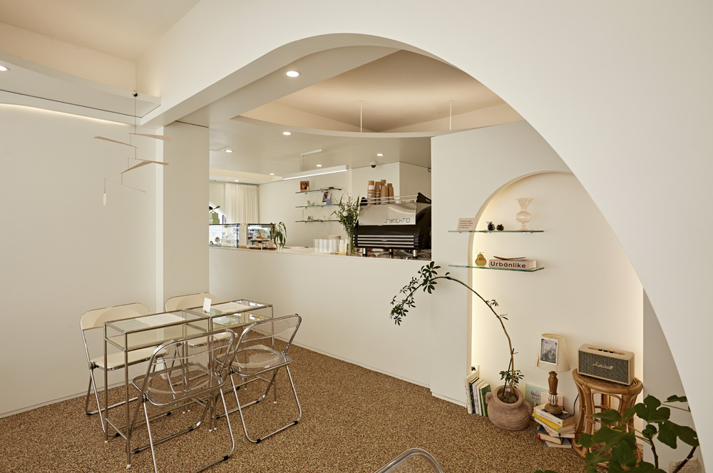 18 坪美丽咖啡厅的曲线设计魅力-9