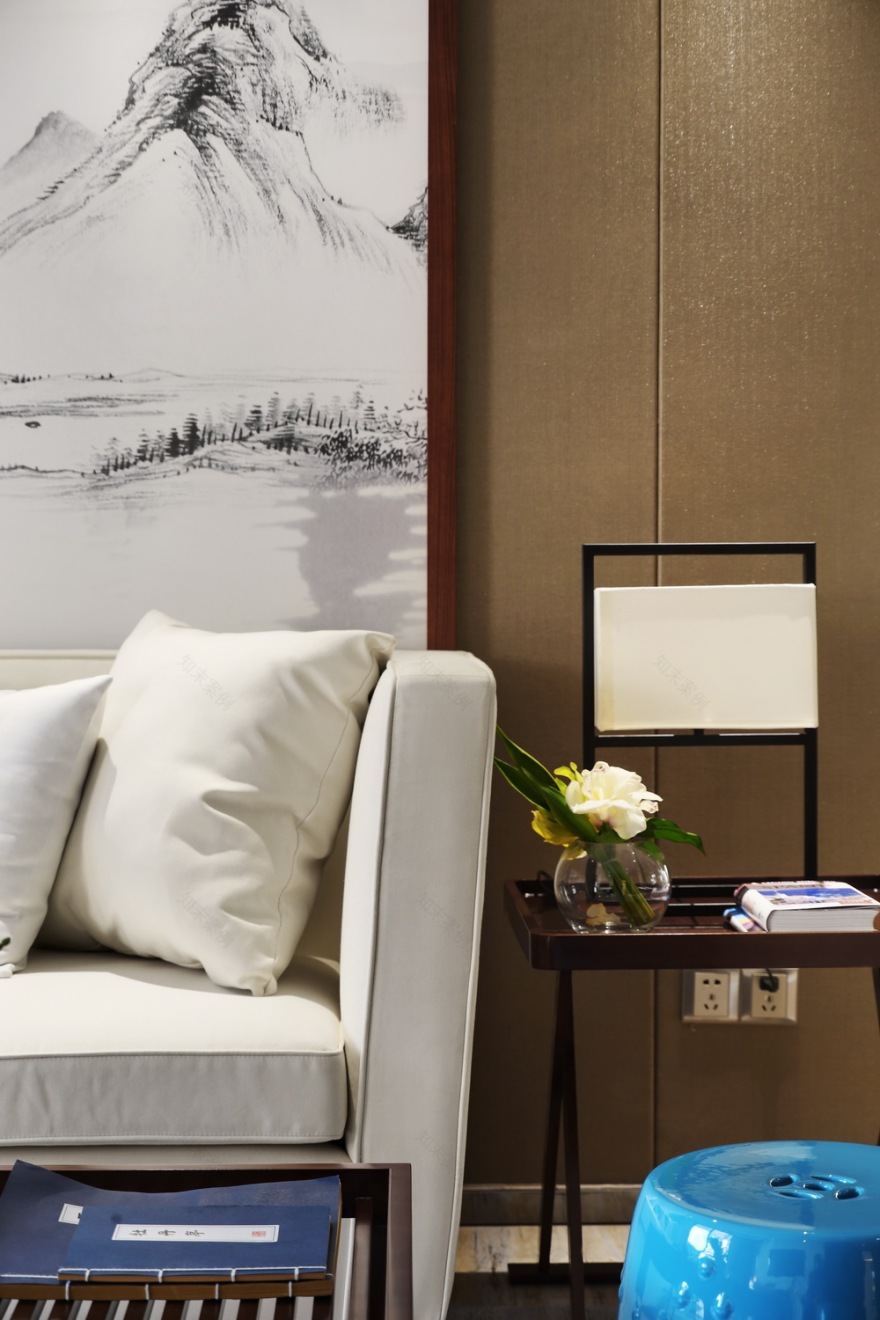 华地森林语洋房户型样板房设计-18