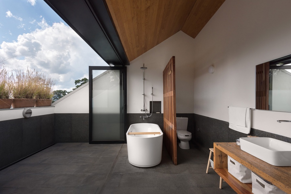 墨西哥 GARDENIA 住宅 | 光影尺度游戏打造现代小木屋-27