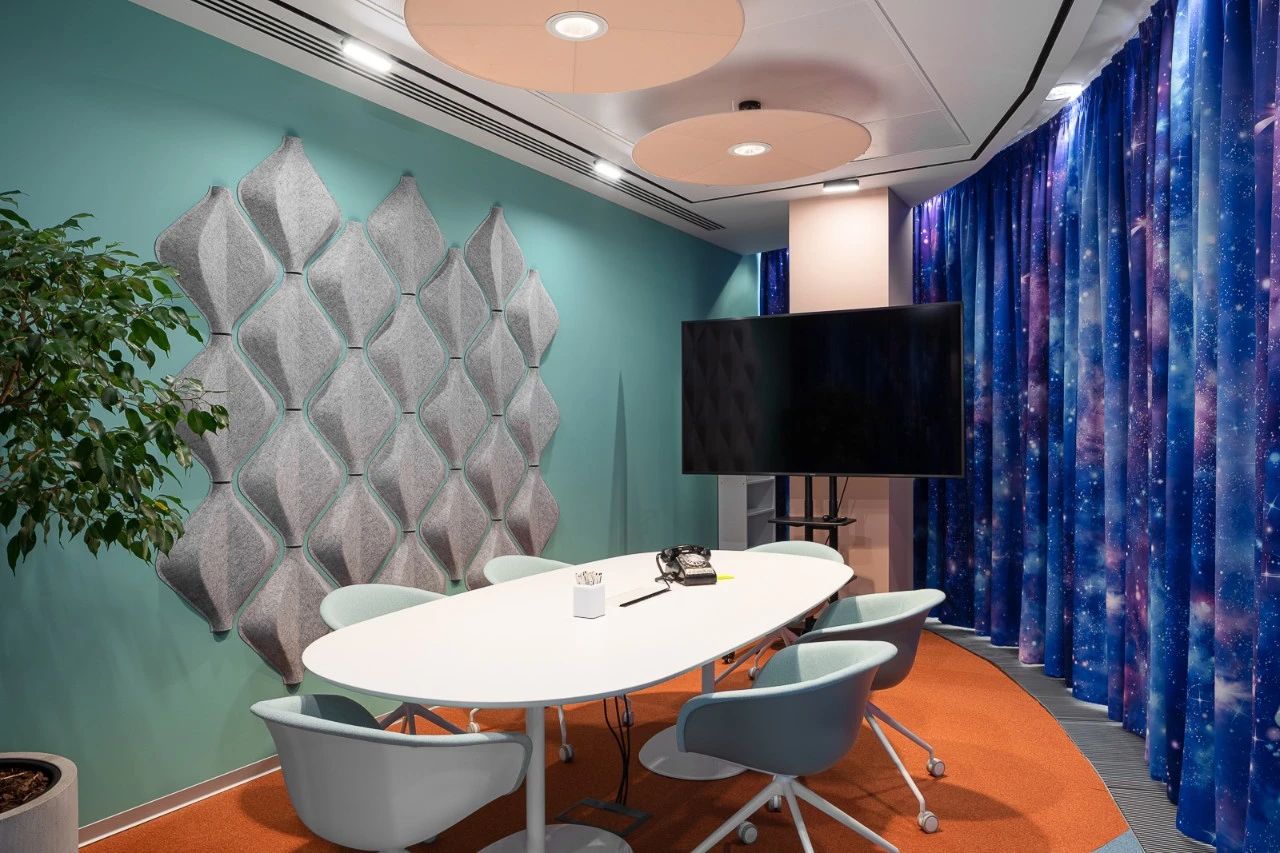 美学聚场娱乐办公设计-31