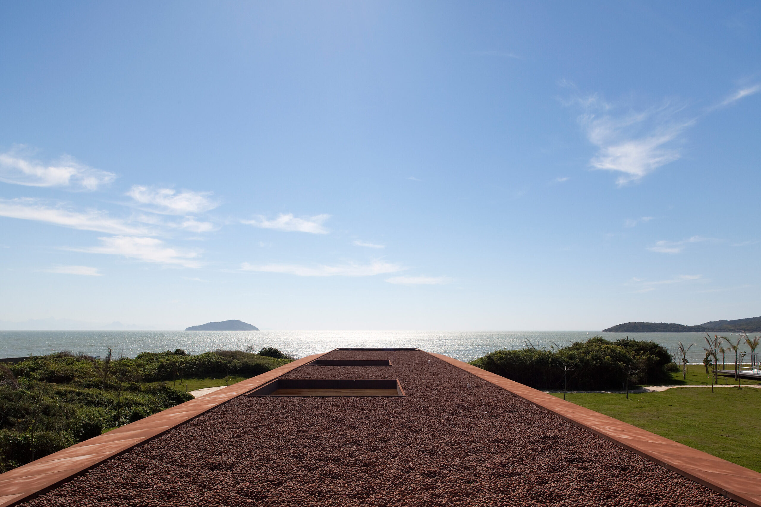 RW 住宅（注：RW在未明确其含义时，可直接保留英文缩写，House常见释义为住宅、房子 ） -29