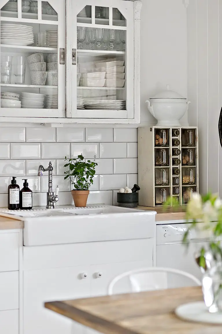 海滨小镇的田园诗般家居设计-6