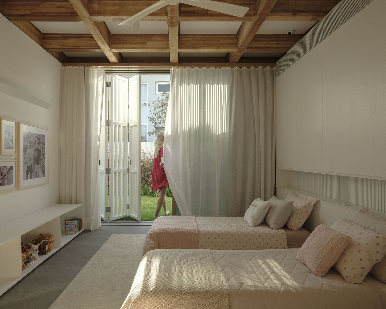 湖畔白色别墅丨巴西南里奥格兰德-23