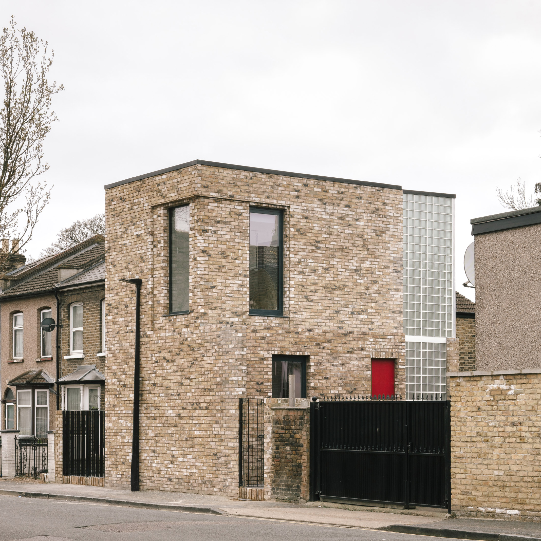 Eight buildings bejewelled with glass bricks and blocks-42