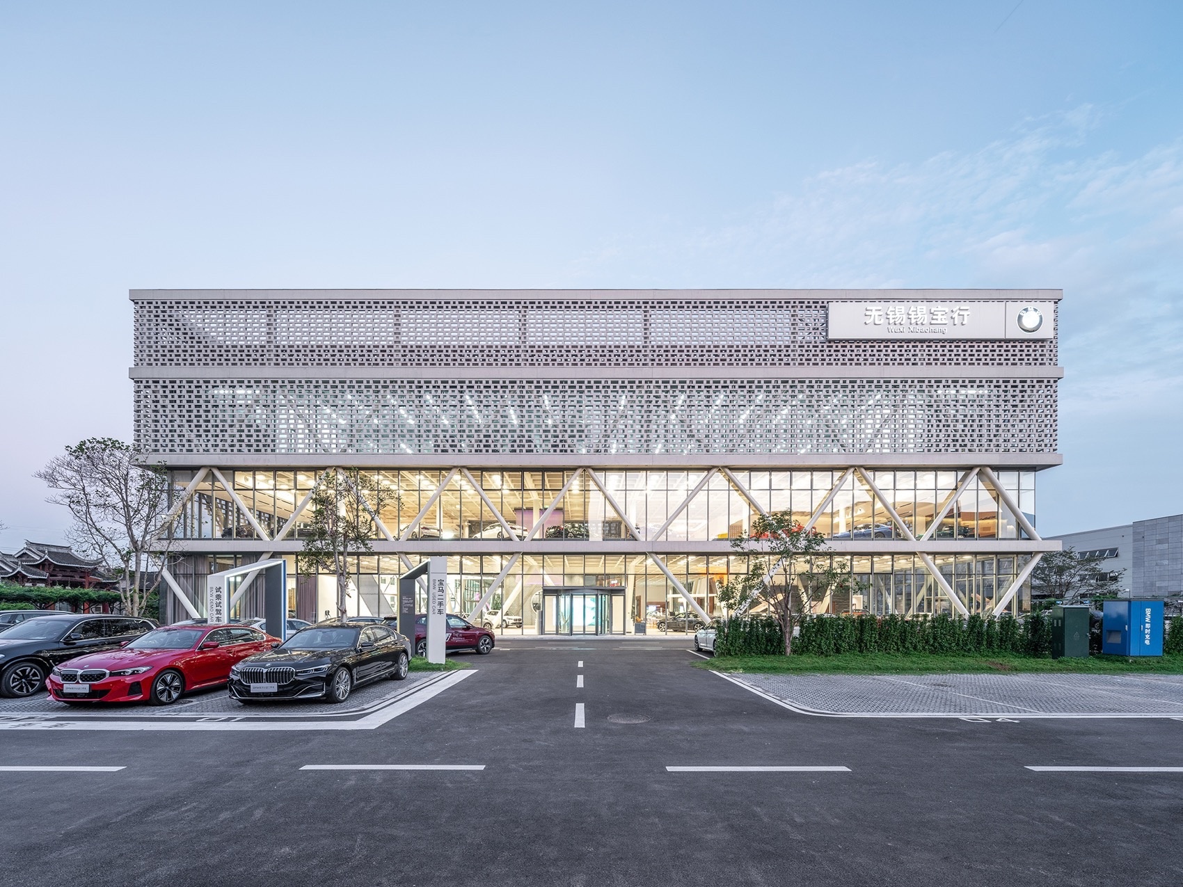 无锡锡宝行 4S 店丨中国无锡丨非常建筑-0