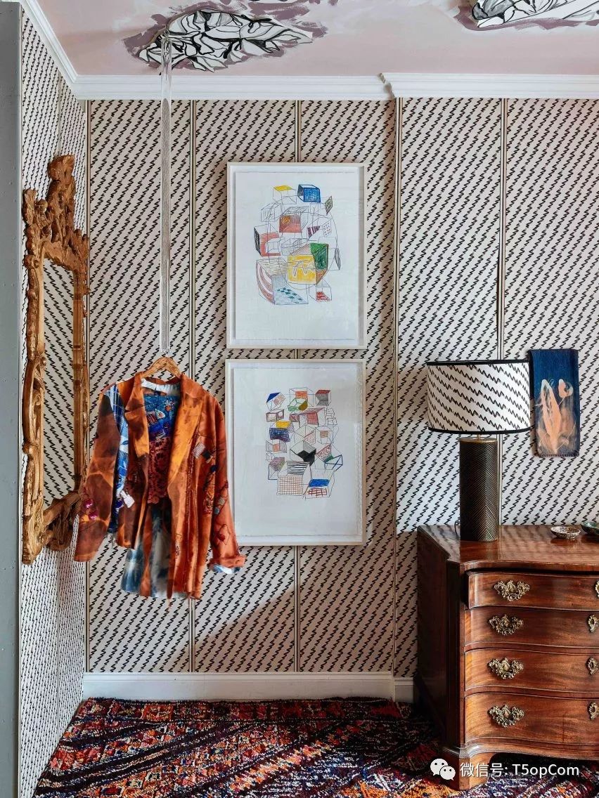 艺术、时尚和室内设计融合在Mrs and Mr Bateman的弹出式商店中-24