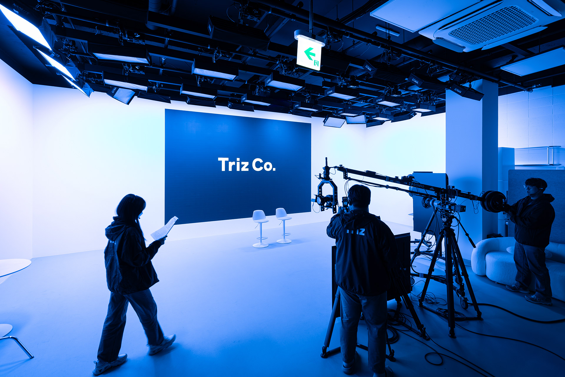 特里兹共创直播工作室（注：Triz可能是特定名称，音译为特里兹 ；co·推测为co-create（共创）的简写） 丨韩国首尔-5