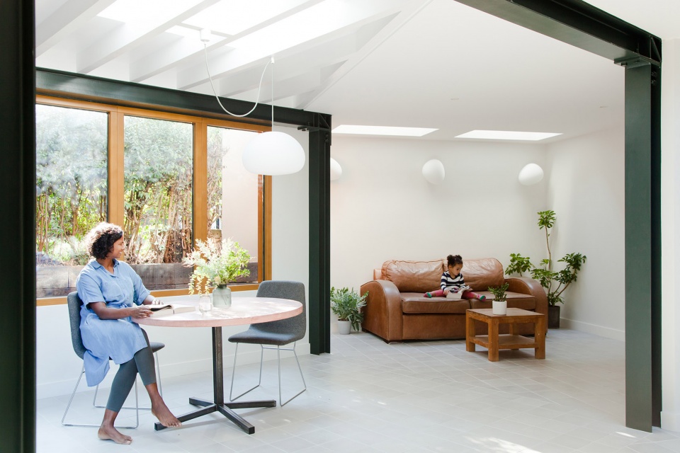 多代居住宅的花园凉亭设计-22