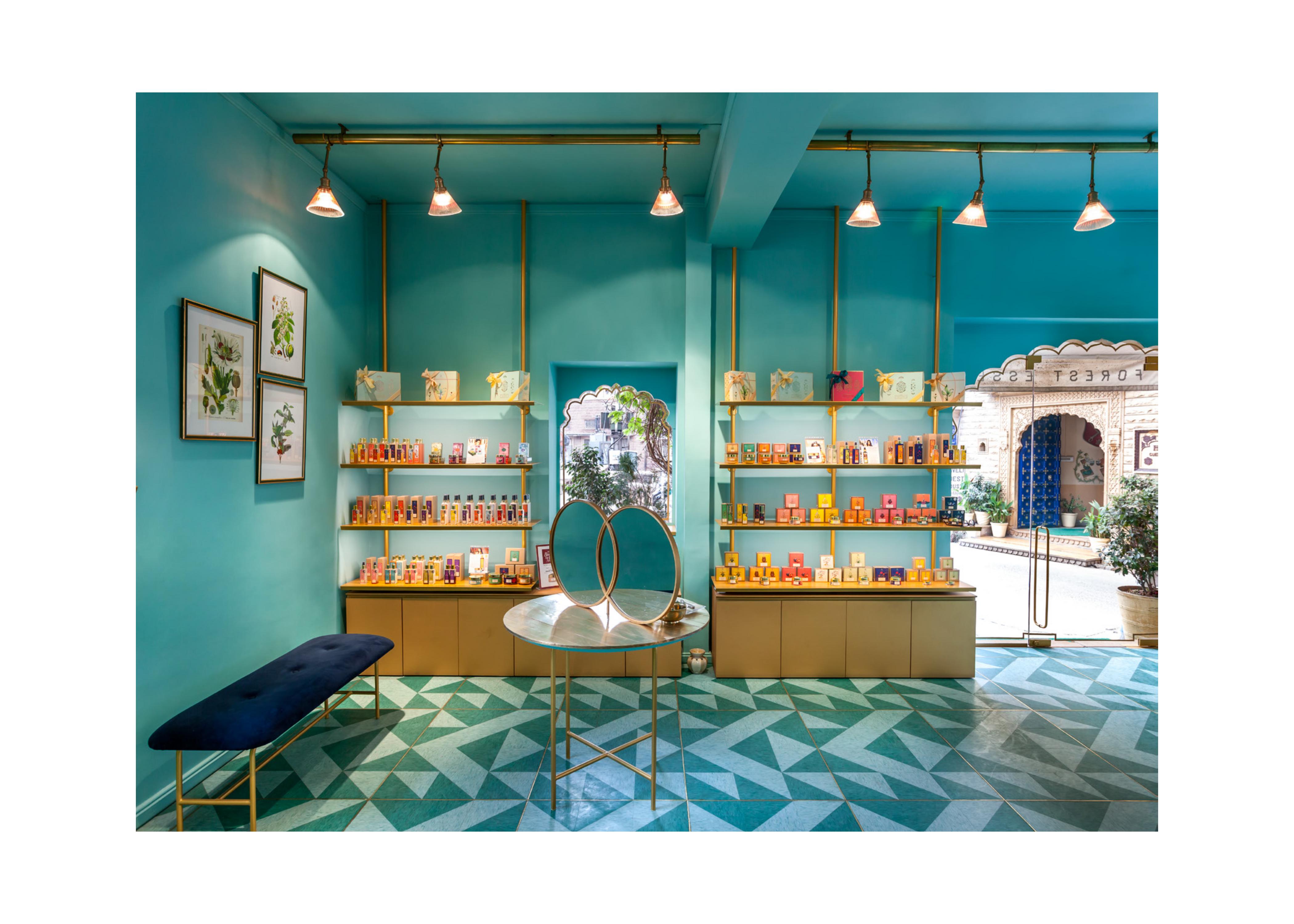 "JDH Urban Regeneration 项目 | Forest Essentials 零售店,艺术装饰与传统元素的完美结合"-25