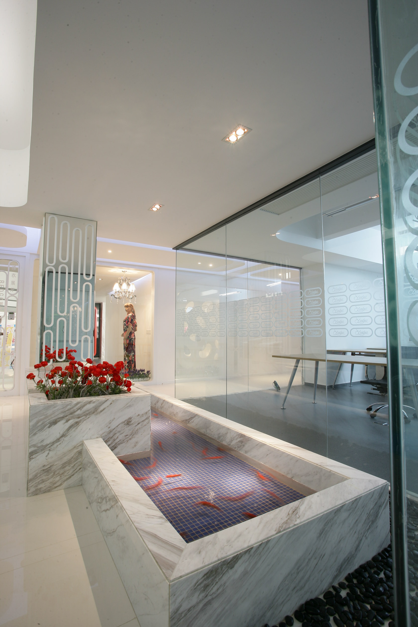 天顺祥雪果服装展厅及办公室-8