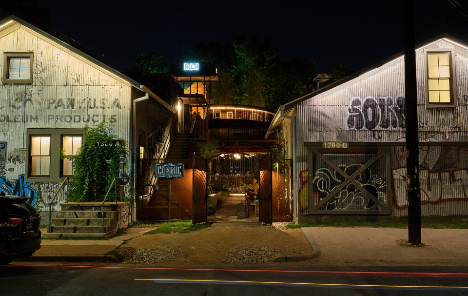 Cosmic仓库咖啡厅及酒吧丨美国奥斯汀丨Clayton Korte-44