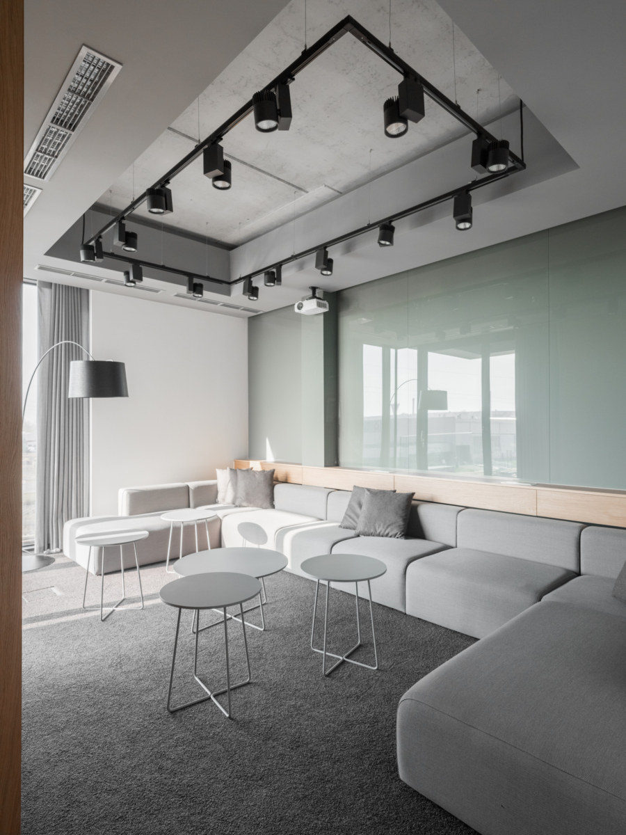 ·kom 公司总部-22